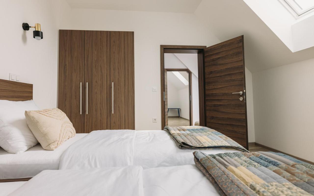 Hotel Hisa Na Ravnah Pišece Exterior foto